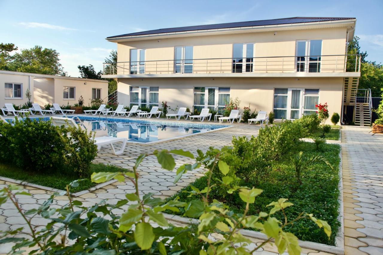 Family Resort Bambora Gudauta Εξωτερικό φωτογραφία