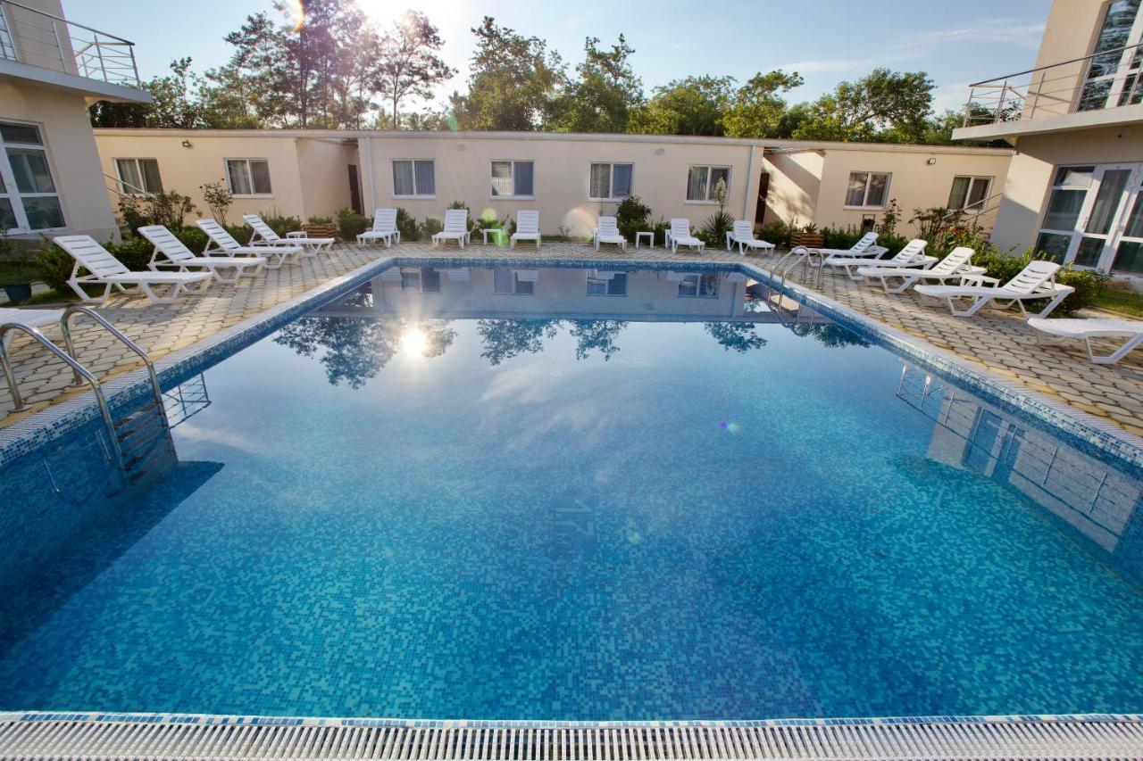 Family Resort Bambora Gudauta Εξωτερικό φωτογραφία